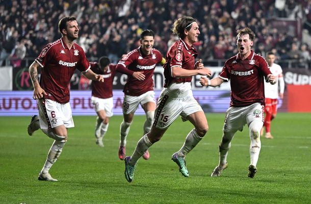 Rapid – Dinamo 3-2. Gazdele au trecut pe primul loc în SuperLigă! Duțu a fost eliminat