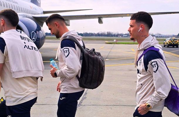 A început oficial drumul către Mondial. Tricolorii lui Mircea Lucescu au ajuns în Turcia