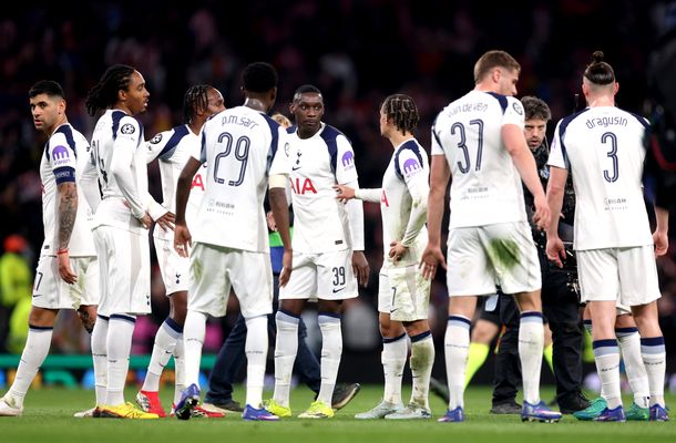 Cu Drăguşin rezervă, Tottenham a pierdut un meci capital în lupta de la retrogradare. Spurs, umilită pe propriul teren