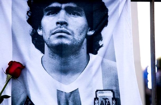 Moartea lui Diego Maradona, rejudecată! Continuă scandalul în Argentina: neglijenţă fatală sau conştientă?