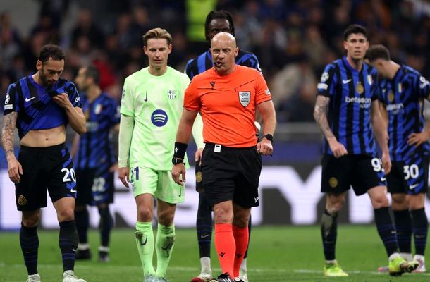 Confruntat de un fan, Marciniak a recunoscut că a greșit în semifinala Inter – FC Barcelona, de anul trecut: „Nu este nimic de iertat”