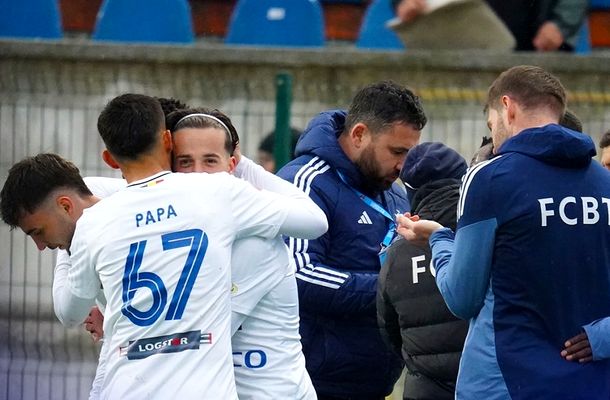 FC Botoșani s-a speriat pe final cu Metaloglobus, după ce nou-promovata a marcat de două ori în Moldova. Marius Croitoru a anunțat obiectivul: “Suntem favoriți”