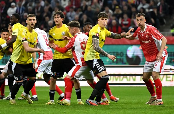 Dinamo – U Cluj 2-1. Prima victorie în play-off pentru ”câini” și primul eșec pentru ardeleni