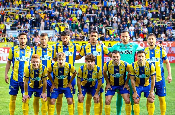 Cum s-a încheiat Petrolul – Hermannstadt, meci cu implicații în subsolul Superligii! Dorinel Munteanu l-a taxat după cele 90 de minute: “Reacţie de jucător tânăr”