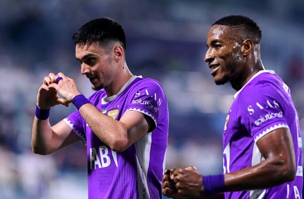 Lovitură pentru Adrian Şut! Presa din Emirate a dat vestea: „E pe lista neagră. Vor aduce un mijlocaş de clasă mondială”