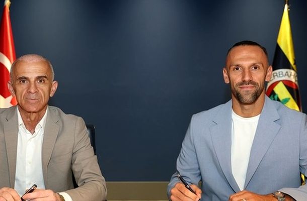 OFICIAL | Al doilea golgheter din Spania s-a transferat, după retrogradarea echipei în Segunda