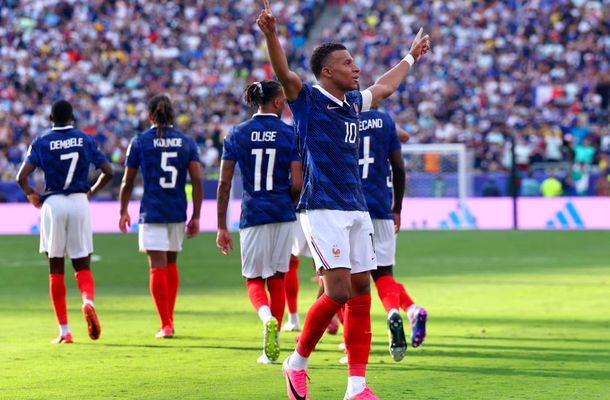 Franța s-a distrat și cu Suedia și s-a calificat în optimi. Mbappe a înscris două goluri și l-a egalat pe Messi în clasamentul celor mai buni marcatori la Mondiale