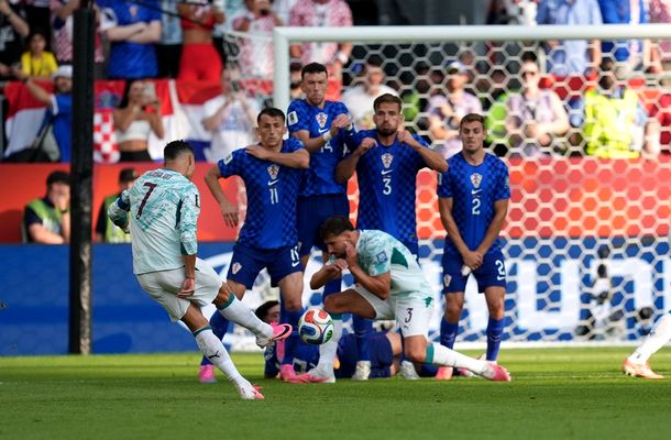 Portugalia – Croația 2-1. Ronaldo l-a eliminat pe Modric și se va duela cu Spania în optimi